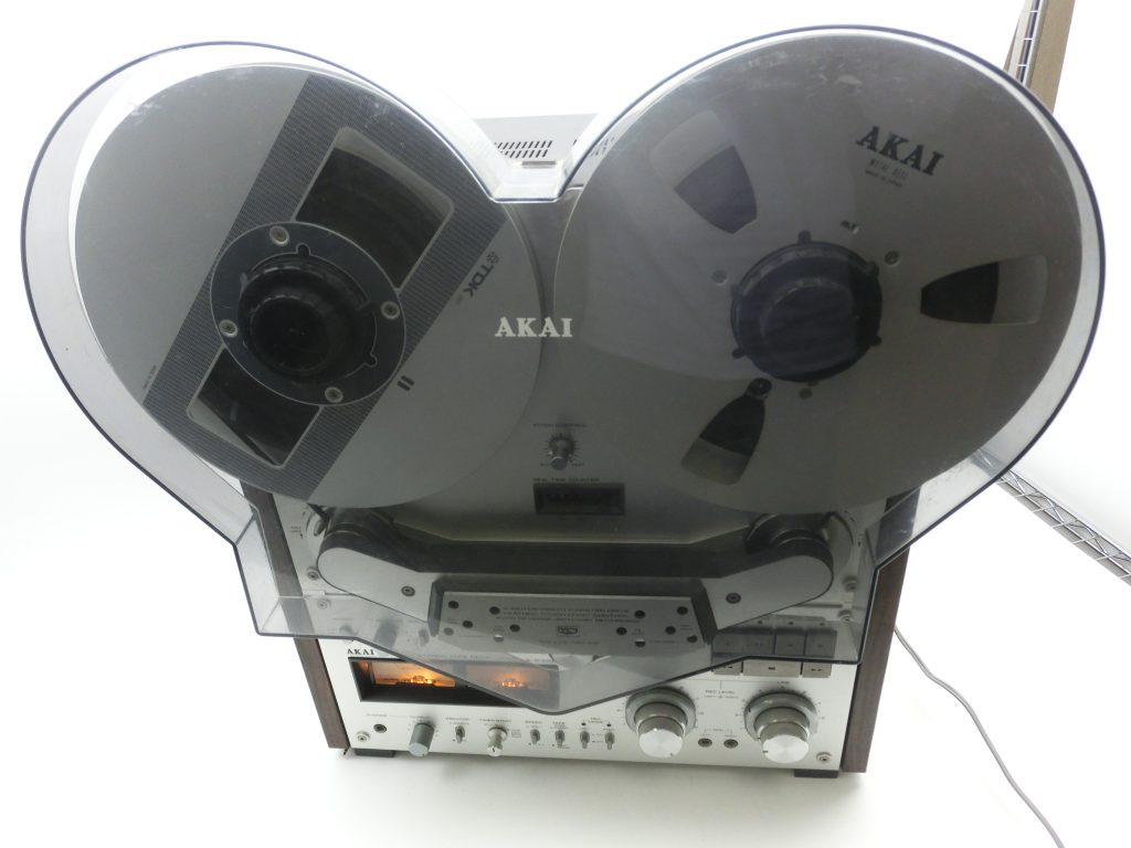 AKAI オープンリールデッキの名器 GX-635Dを買取させて頂きました！ | 楽器買取専門リコレクションズ