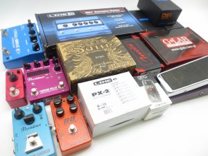 東京都より、BOSSやSuhrなど多数のエフェクターを買取頂きました！