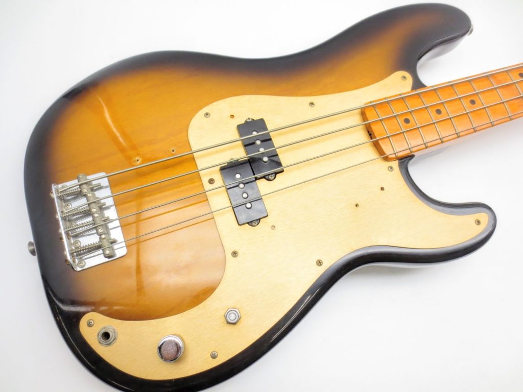 フェンダー USA American Vintage Series '57 Precision Bass 2-Color Sunburstのボディ