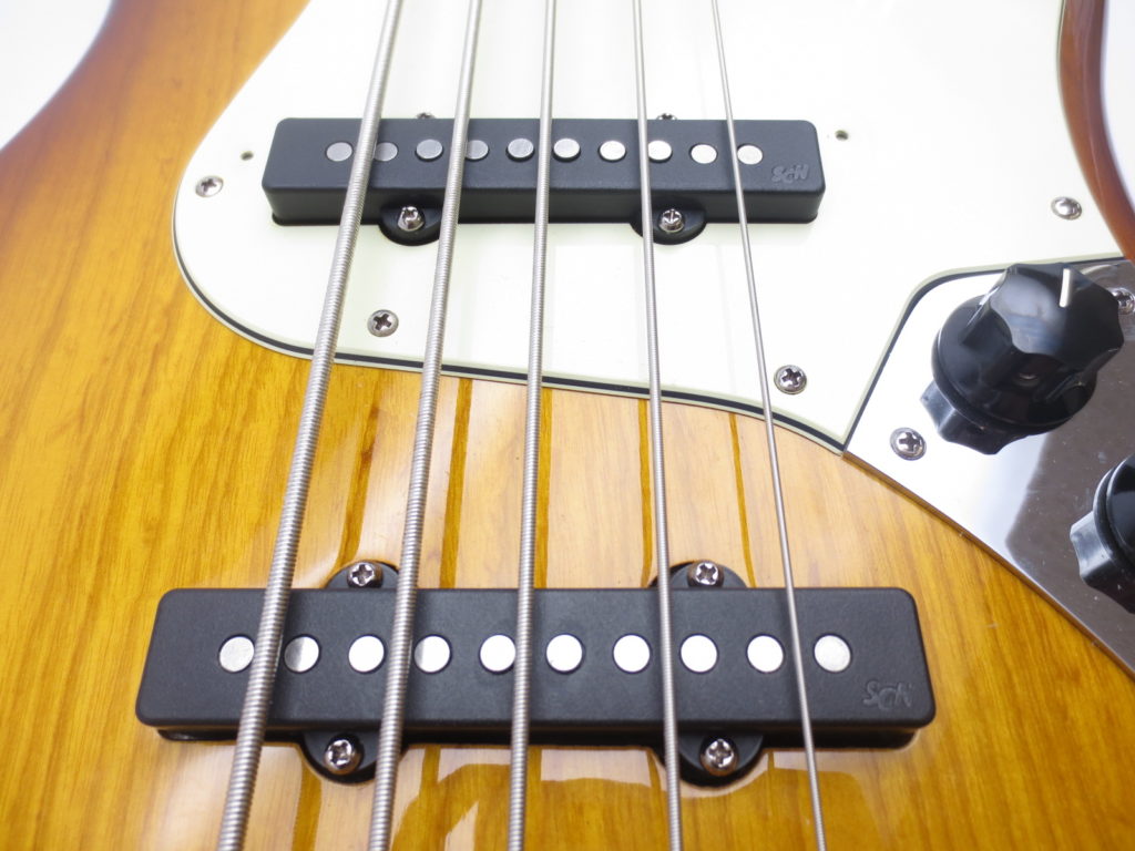 Fender USA American Deluxe Jazz Bass Ⅴ SCN 3 Tone SunburstのPU