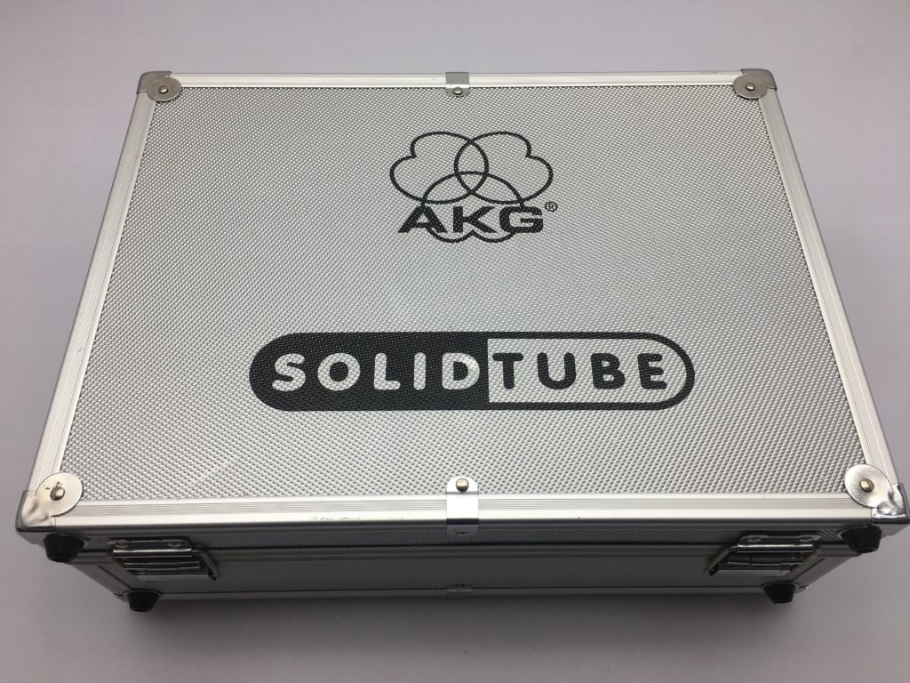 AKG SOLID TUBEハードケース