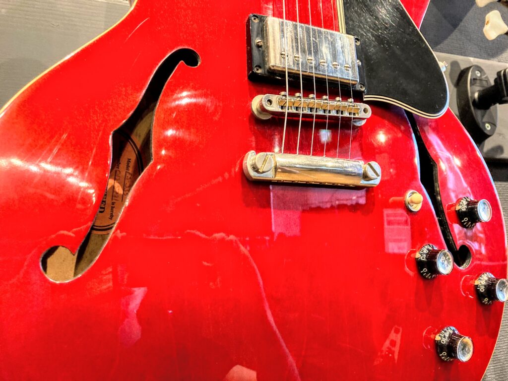 Gibson ES-335 BLOCK Exp RD Fホール