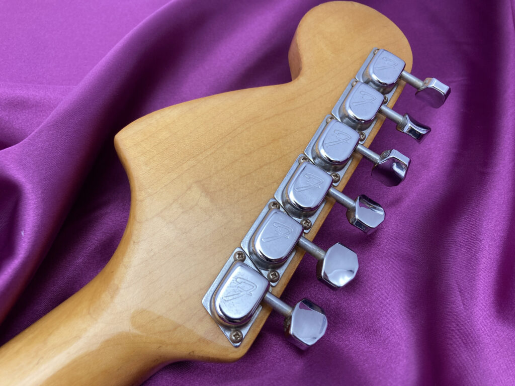 Fender Mustang 1978年製 ヘッド裏