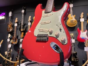 香川県高松市より、Fender Custom Shop 1960 ストラトキャスター N.O.S.を買取させて頂きました！