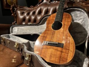 TODA Guitars M5 ALL KOAを買取させて頂きました!