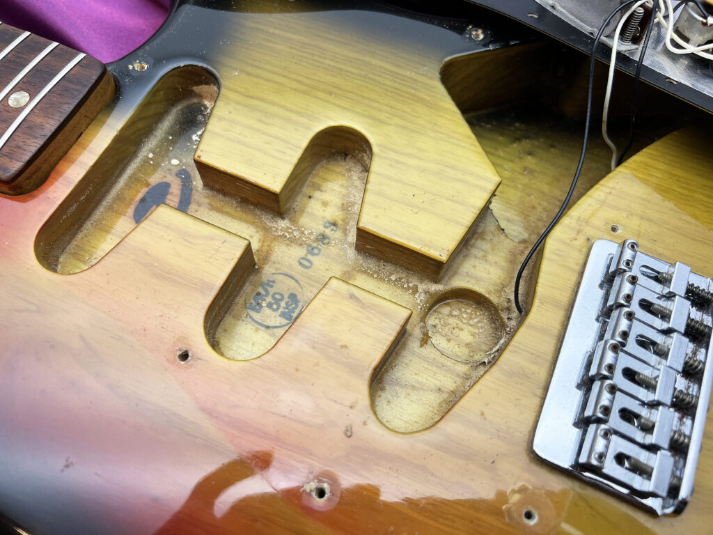 Fender Stratocaster 1978 HARDTAIL ピックアップキャビティ