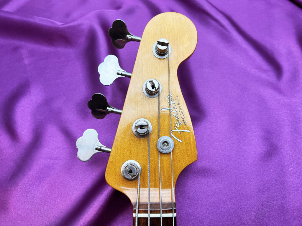 Fender USA American Vintage 62 Precision Bass ヘッド