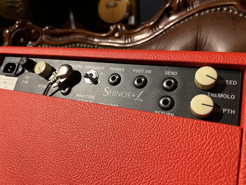 SHINOS & L ROCKET  EL34 Red ギターアンプ 背面