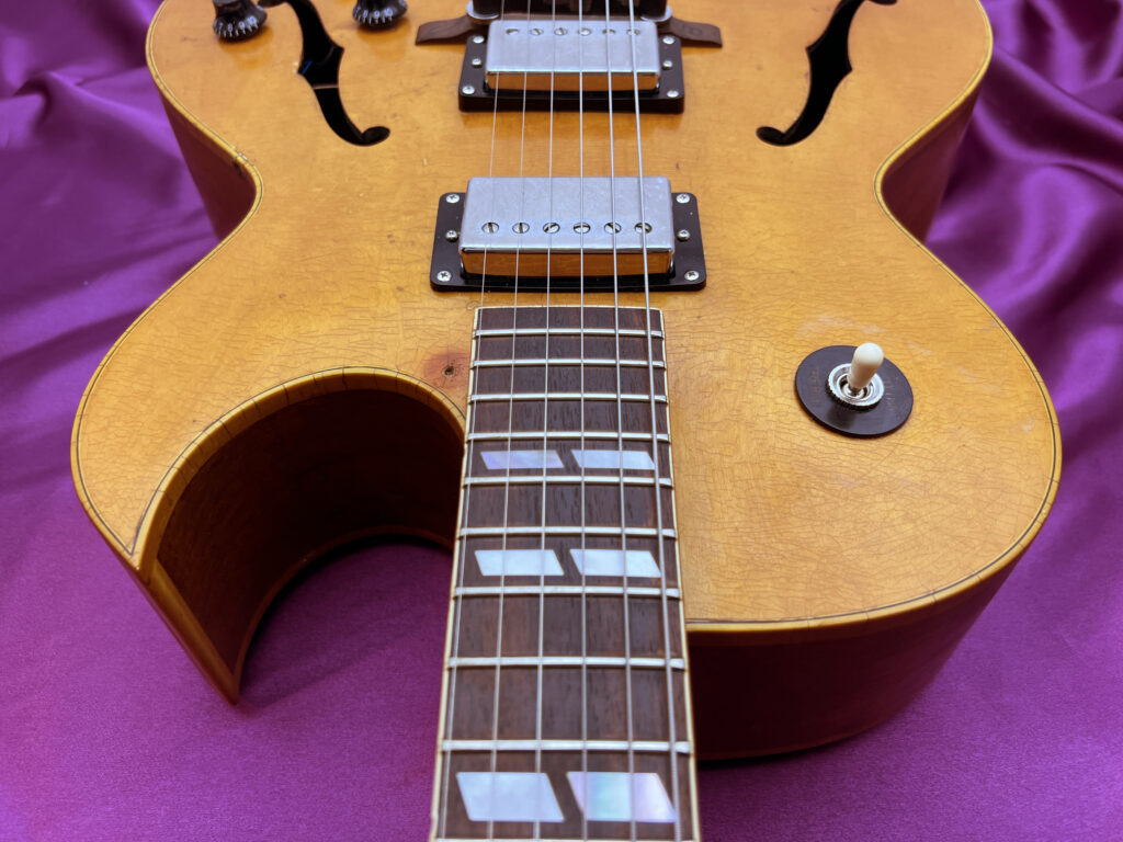 Gibson ES-175D フルアコ 指板
