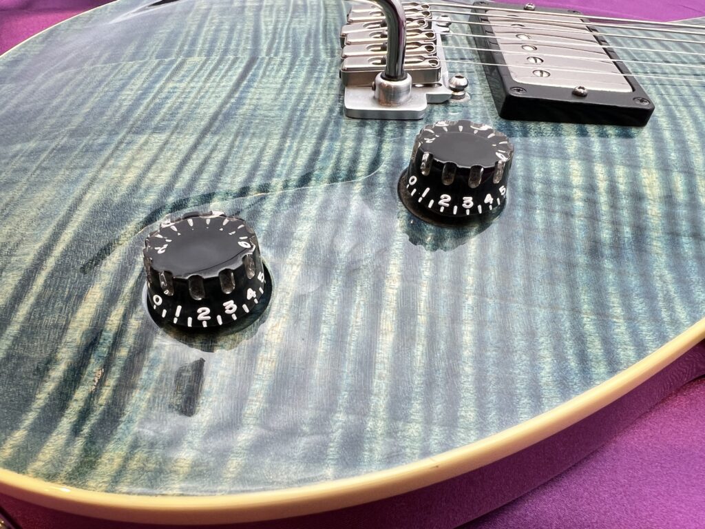 T's Guitars Arc-STD VS100N コントロール