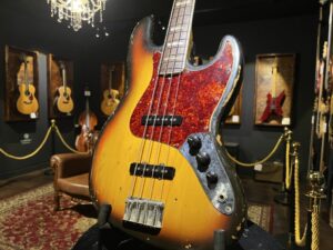 神奈川県相模原市より、Fender 1971 Jazz Bass ビンテージベースを買取させて頂きました！