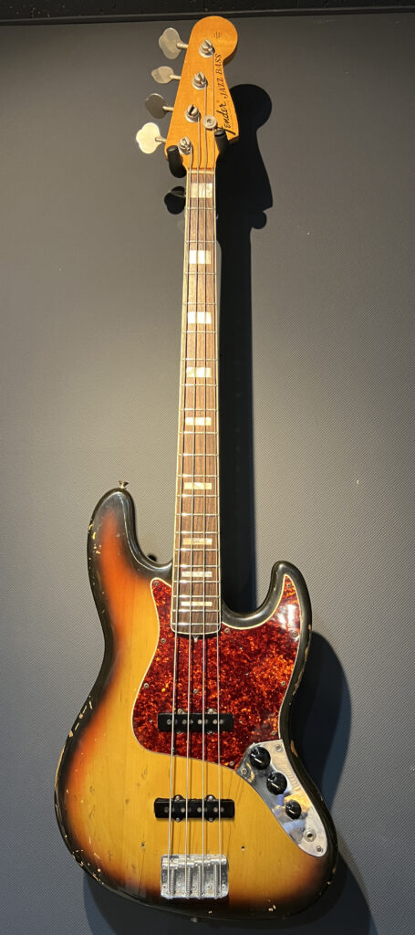 Fender 1971 Jazz Bass 全体写真