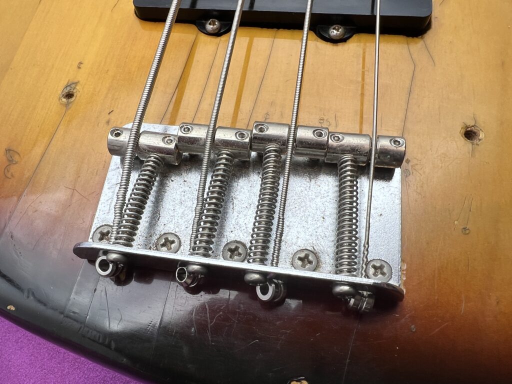 Fender 1971 Jazz Bass ブリッジ