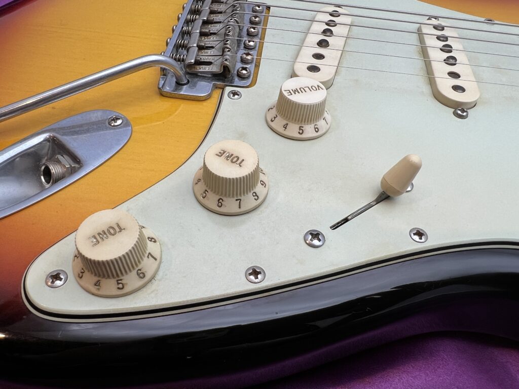 Fender Custom Shop 1960 Stratocaster N.O.S. コントロール部