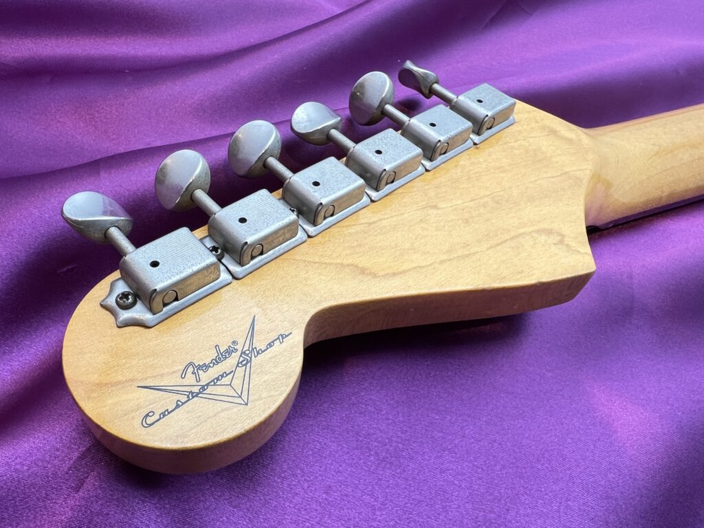 Fender Custom Shop 1960 Stratocaster N.O.S. ヘッド裏