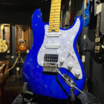 和歌山県岩出市より、Infinite Trad Fullsize ST AQUA BLUE エレキギターを買取頂きました！