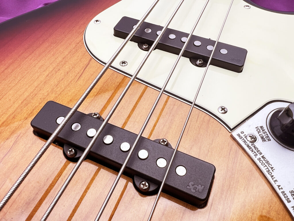 Fender American Deluxe JazzBass SCN 4st ピックアップ