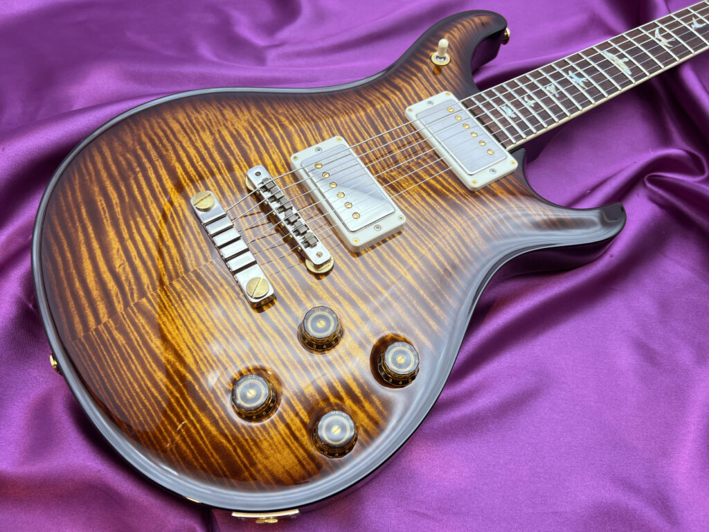 PRS McCarty 594 10Top Black Gold Burst ボディ