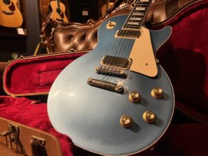 東京都豊島区より、Gibson Les Paul Classic 2018 エレキギターを買取頂きました！