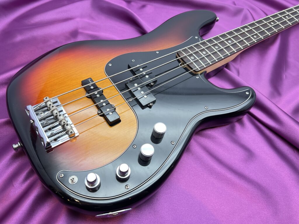 Fender USA American Deluxe Precision Bass N3 エレキベース ボディ