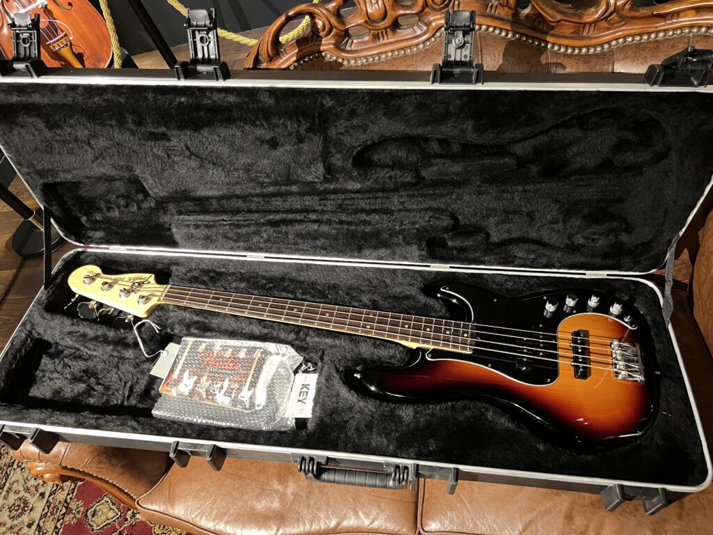 Fender USA American Deluxe Precision Bass N3 エレキベース 