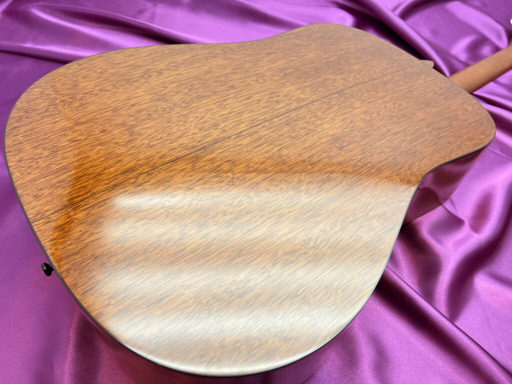 Martin D-18 2008年製 アコースティックギター ボディ裏