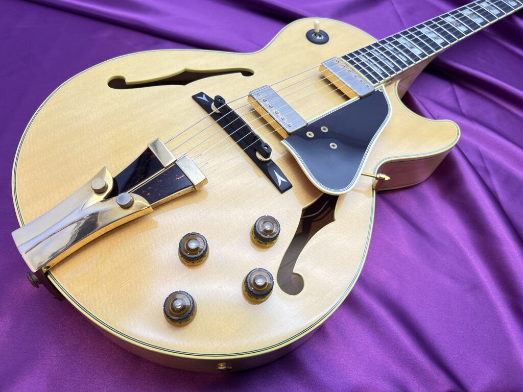 Ibanez George Benson GB10 Natural ボディ