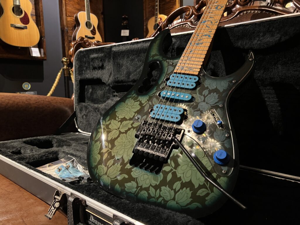 Ibanez JEM77 BFP Blue Floral 1991年製 Steve Vaiモデル