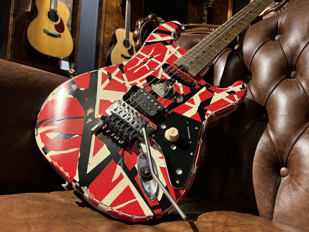 EVH Striped Series Frankenstein Frankie RedwithBlack Stripes Relic