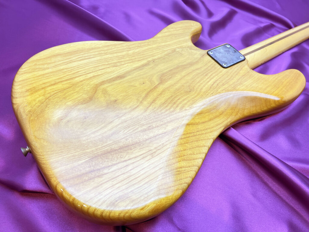 Fender Precision Bass 1978年製 エレキベース ボデイ裏