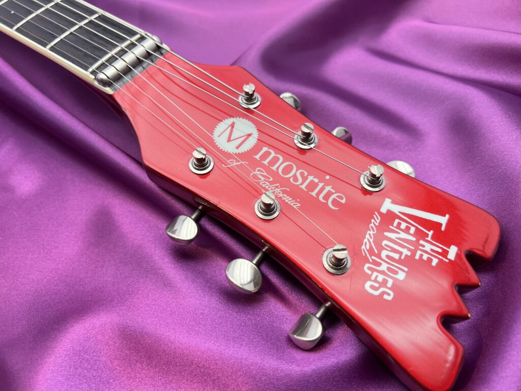 Mosrite Japan Super Custom '63 黒雲製 エレキギター ヘッドロゴ