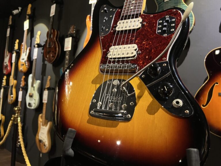 京都府京都市より、Fender Mexico Jaguar Special エレキギターを買取頂きました！