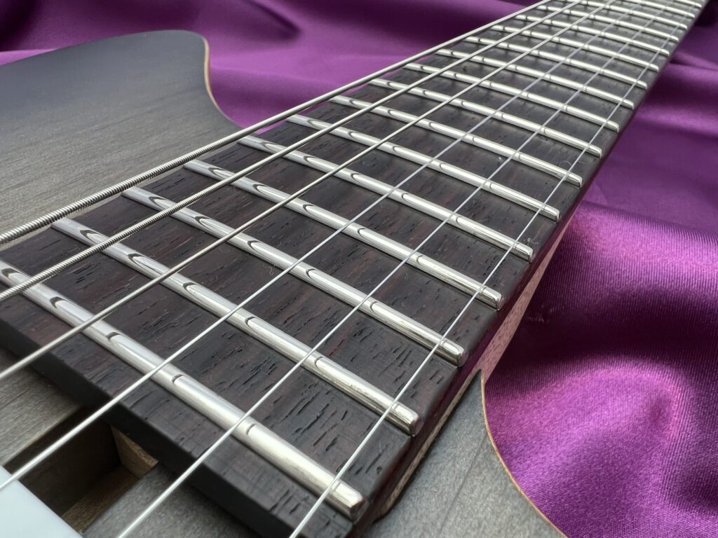 Saito Guitars S-622 JMC Trans Black エレキギター指板