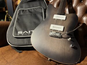 大阪府高槻市より、Saito Guitars S-622 JMC Trans Black エレキギターを買取頂きました！