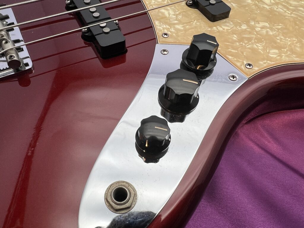 Fender American Standard Jazz Bass エレキベース コントロール部