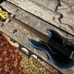 福島県郡山市より、Fender American Professional II Jazz Bass Fretless Dark Night エレキベースを買取させて頂きました！