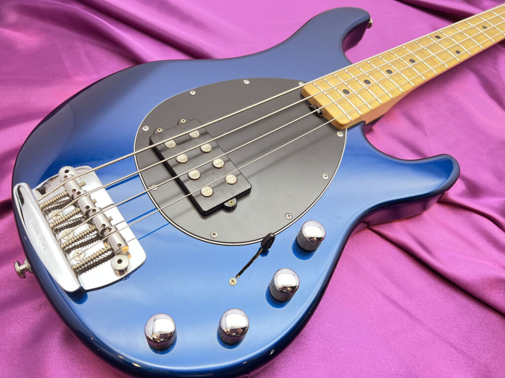 MUSIC MAN Sterling 4 H Blue Pearl エレキベース