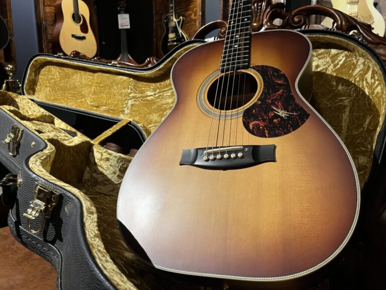 山梨県甲府市より、MATON EBG808 NASHVILLE アコーステックギターを買取させて頂きました！