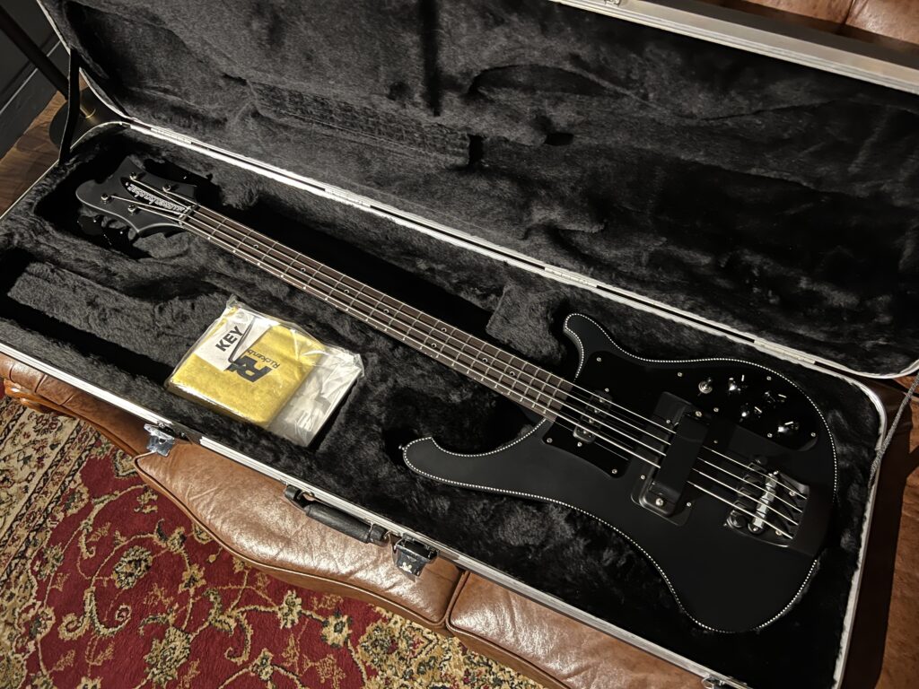 Rickenbacker 4003NOIR エレキベース with ハードケース