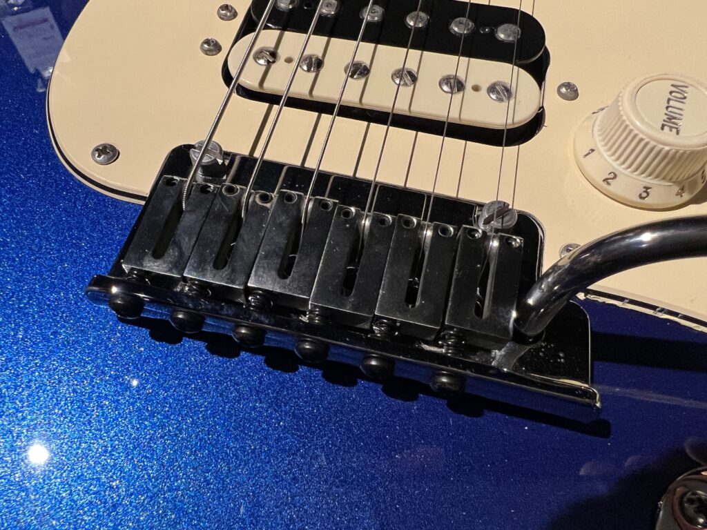 Fender American Ultra Stratocaster HSS Cobra Blue エレキギター ブリッジ