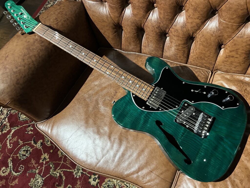 Freedom Custom Guitar Research Green Pepper  全体写真