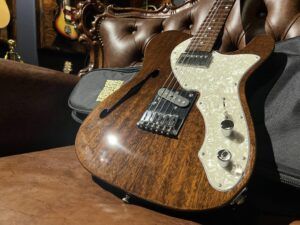 店頭にて、Freedom Custom Guitar Research Brown Pepper エレキギターを買取させて頂きました！