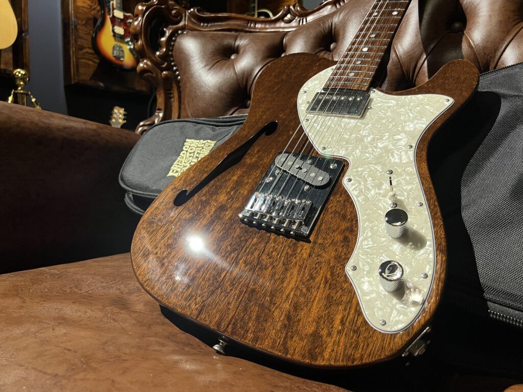 Freedom Custom Guitar Research Brown Pepper エレキギター
