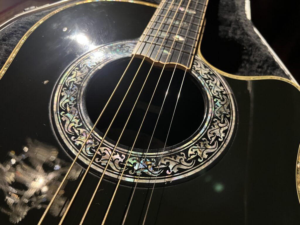 Ovation 1769 Custom Legend アコースティックギター ロゼッタ