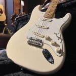 茨城県稲敷郡より、Fender USA 60th Anniversary American Standard Stratocaster エレキギターを買取させて頂きました！