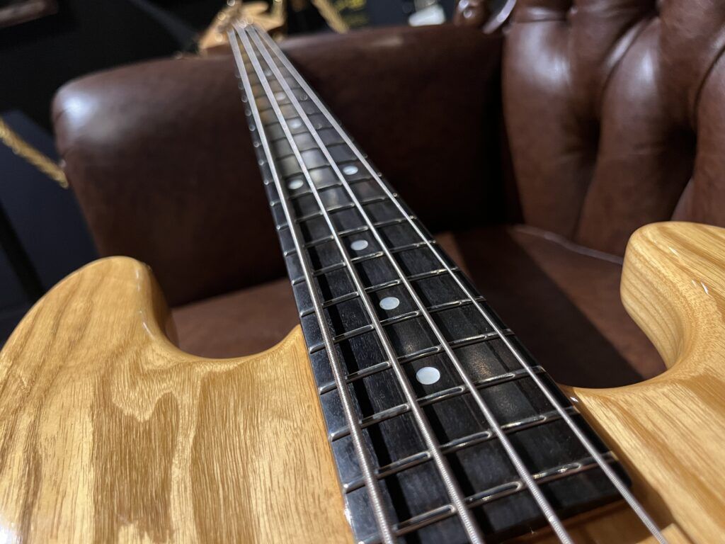 Moon JJ-4 Natural エレキベース 指板