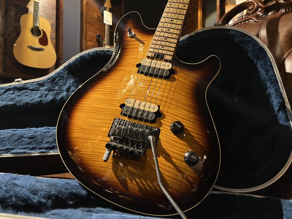 広島県広島市より、Peavey USA EVH Wolfgang Standard Tobacco Sunburst エレキギターを買取させて頂きました！