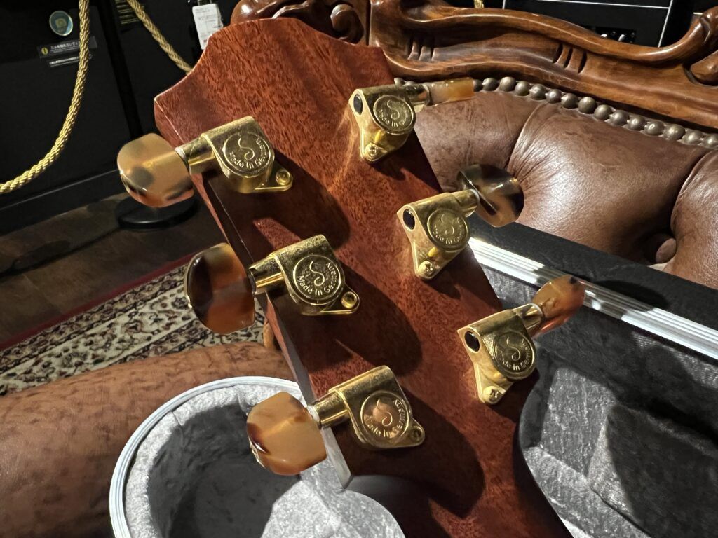 Furch G23-LFCT アコースティックギター ペグ