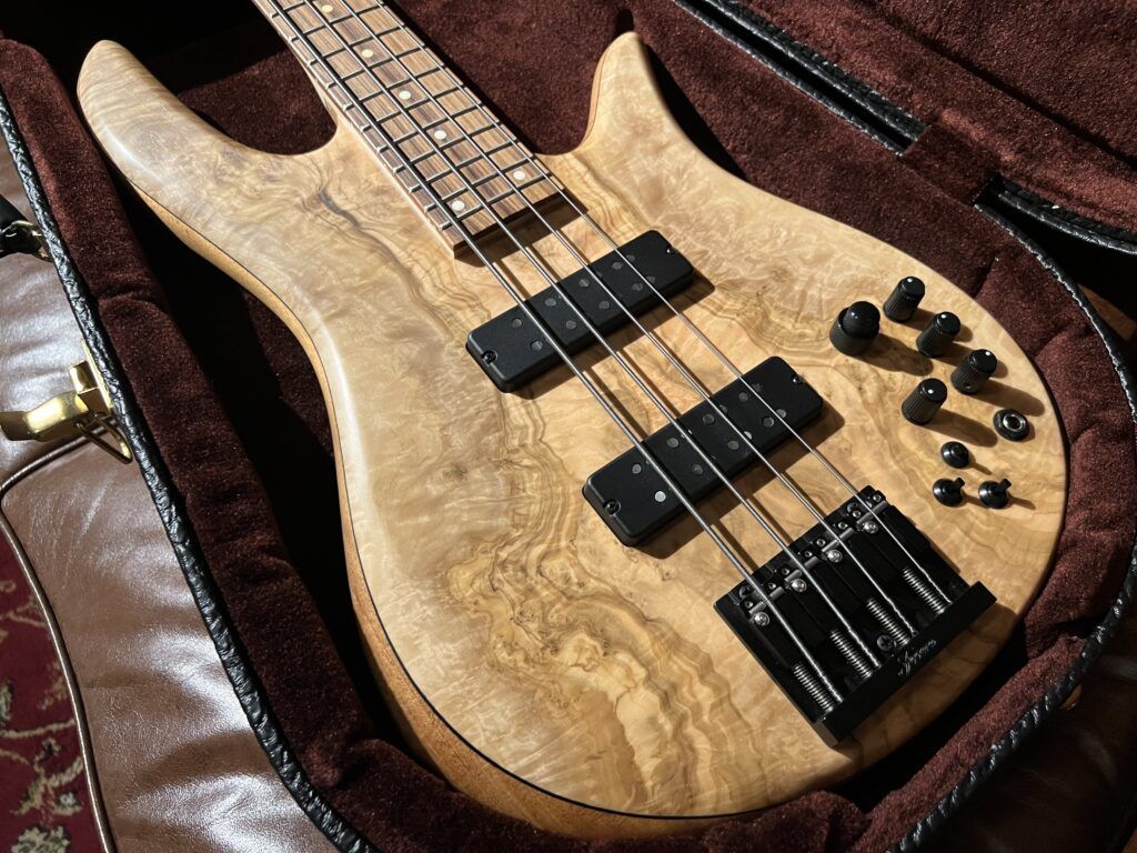 Fodera 2020 Anniversary Monarch 4 Deluxe エレキベース