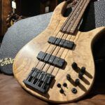 東京都大田区より、Fodera 2020 Anniversary Monarch 4 Deluxe エレキベースを買取させて頂きました！